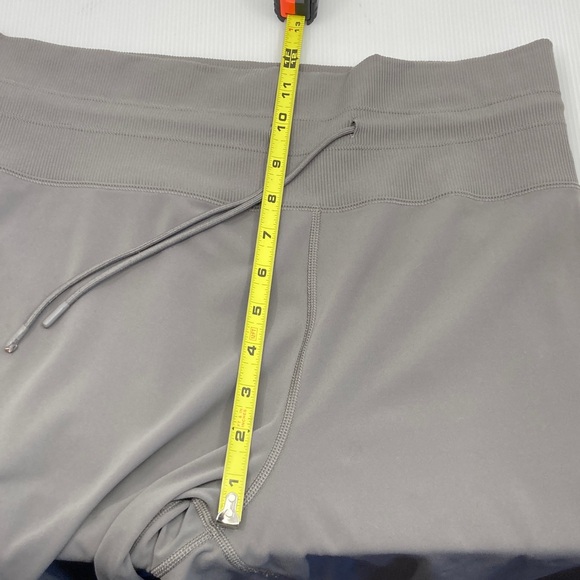 Vuori Daily Jogger High Rise S403 - Picture 2 of 9